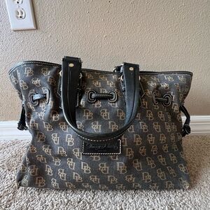 VINTAGE Y2k Dooney & Bourke Top Handle Large Signature Tote bag Monogram